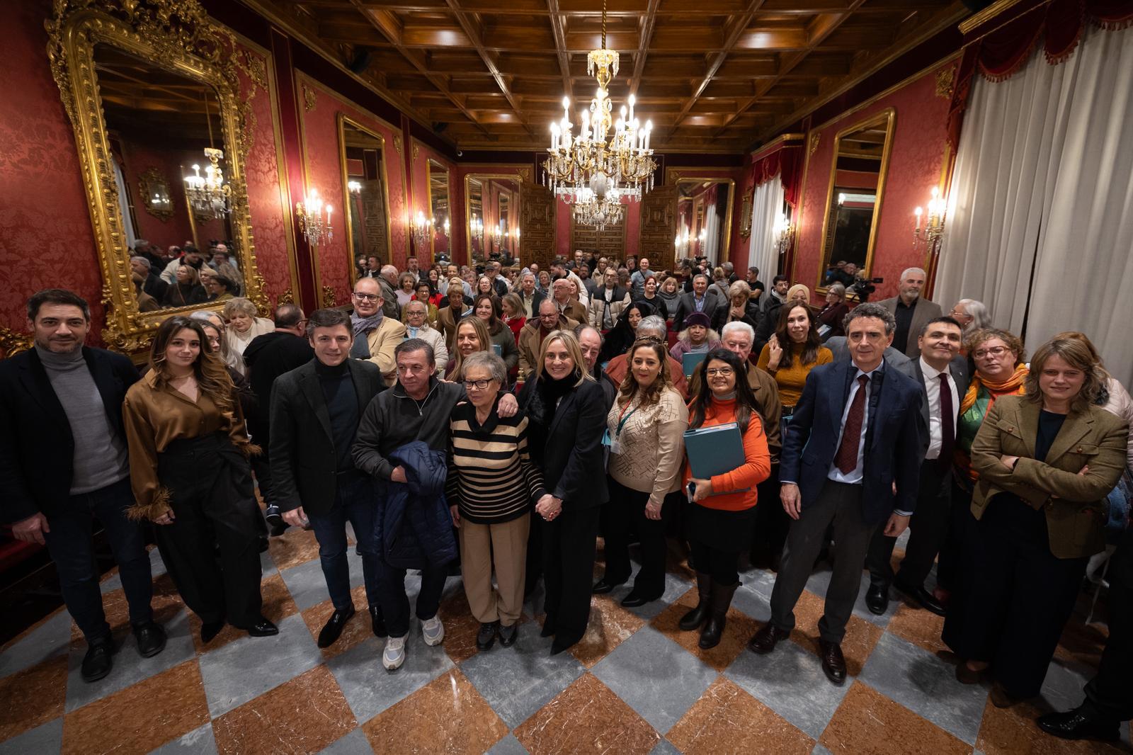 &copy;Ayto.Granada: La entrega de las 122 nuevas viviendas de Santa Adela consolida un hito en la regeneraci�n urbana del barrio y abre la transformaci�n del entorno